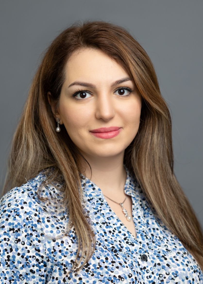 mahta_afradeh2.jpg Mahta Afradeh